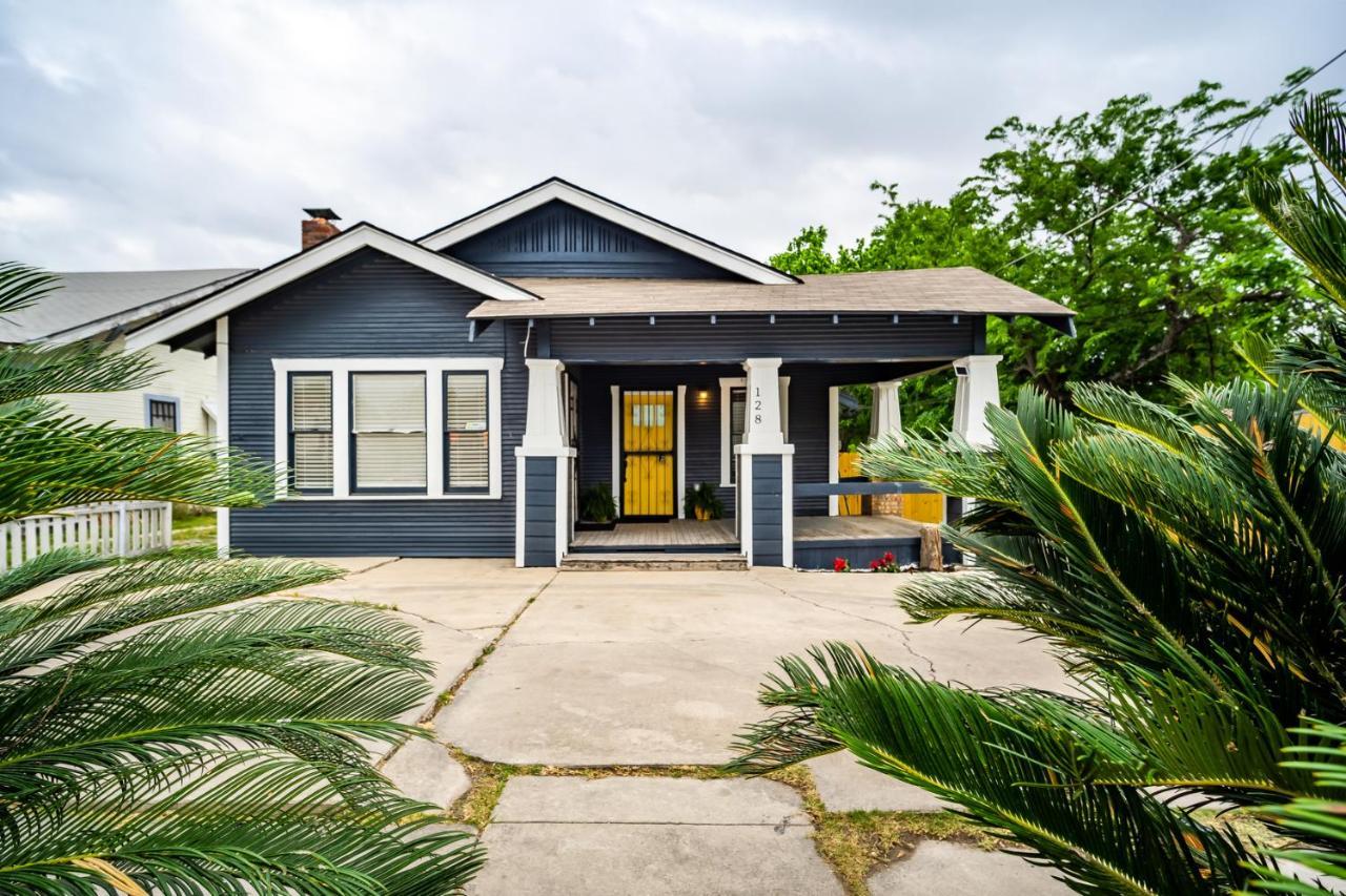 Spacious Home Near Downtown San Antonio Exterior photo